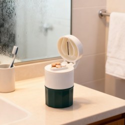 Pill Crusher and Grinder 4 in 1 Pill Crusher